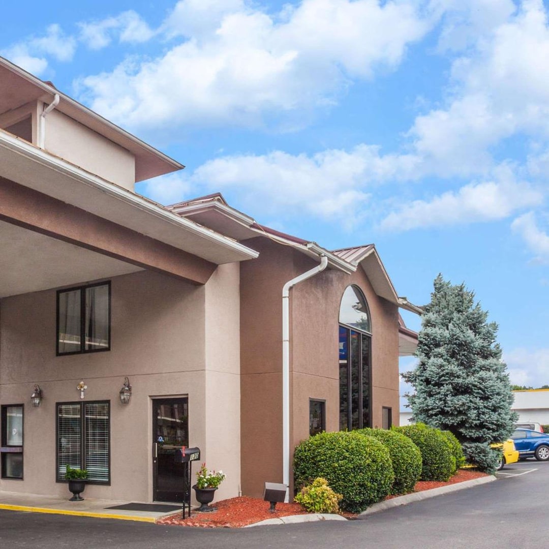 Baymont by Wyndham Pigeon Forge near Island Drive